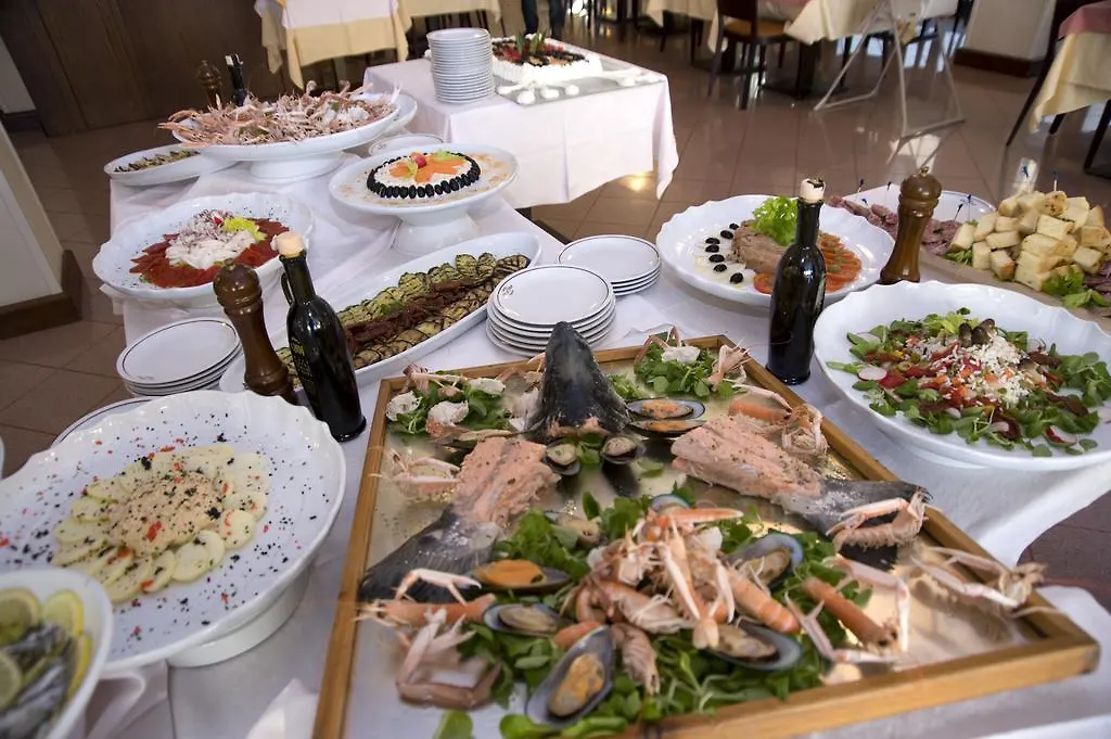 Hotel Ca D'Oro Cervia 3*,  Italy